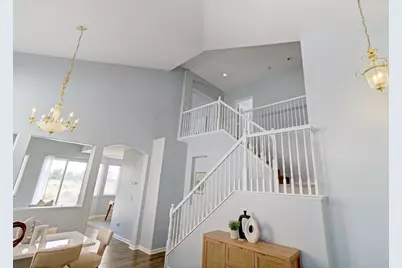 8406 Kingmont Way, Elk Grove, CA 95624 - Photo 14