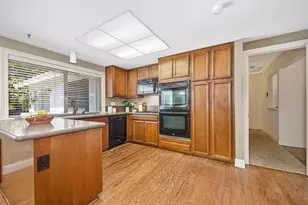 6710 Steamboat Way, Sacramento, CA 95831 - Photo 8