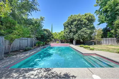 6710 Steamboat Way, Sacramento, CA 95831 - Photo 16