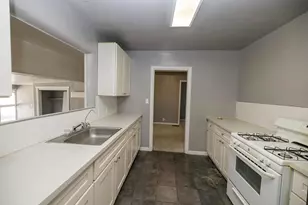 325 Oakshire Ave, Modesto, CA 95354 - Photo 16