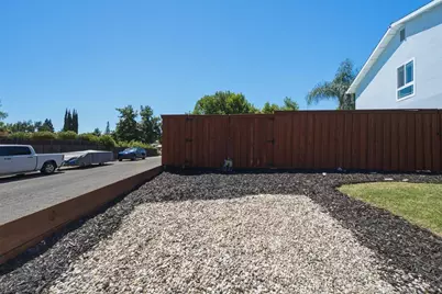 8101 Mesa Oak Way, Citrus Heights, CA 95610 - Photo 46