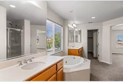 1369 Buckskin Way, Patterson, CA 95363 - Photo 36