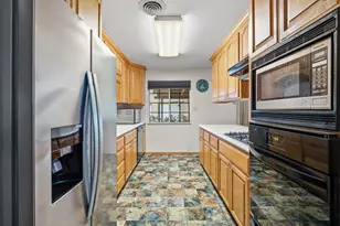 808 Ford Ct, Modesto, CA 95350 - Photo 6