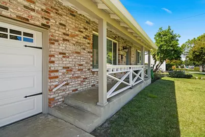 610 E Robinhood Drive, Stockton, CA 95207 - Photo 4