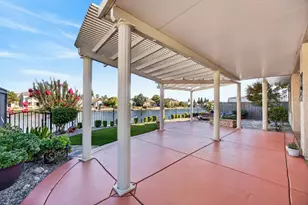 9576 Crystal Bay Ln, Elk Grove, CA 95758 - Photo 38