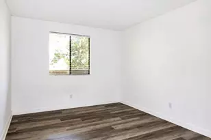 941 Fulton Ave, Sacramento, CA 95825 - Photo 12