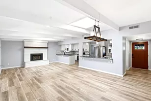 6860 Pocket Rd, Sacramento, CA 95831 - Photo 8