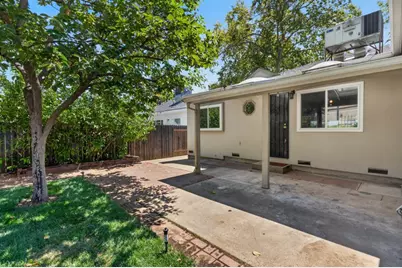4007 Colonial Way, Sacramento, CA 95817 - Photo 44