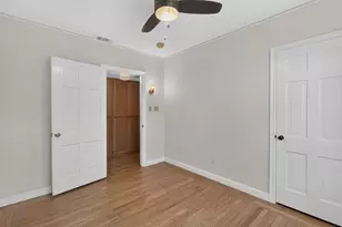 4007 Colonial Way, Sacramento, CA 95817 - Photo 30