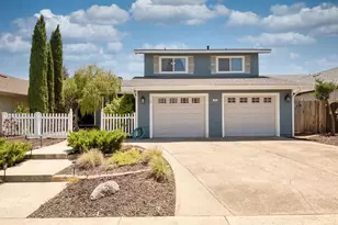 1937 Sugar Pine Dr, Oakdale, CA 95361 - Photo 4