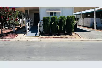 Jackson #109, Escalon, CA 95320 - Photo 2