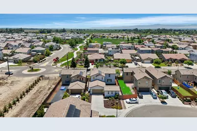 1457 W Woodward Avenue, Manteca, CA 95337 - Photo 52
