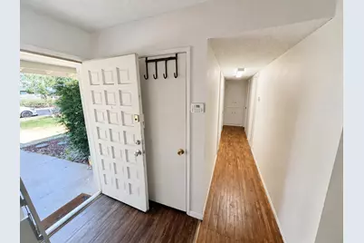 10165 La Gloria Way, Rancho Cordova, CA 95670 - Photo 4
