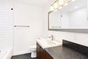 2801 San Luis Ct, Sacramento, CA 95818 - Photo 18