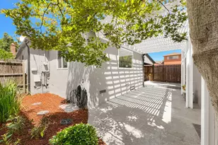 2801 San Luis Ct, Sacramento, CA 95818 - Photo 22