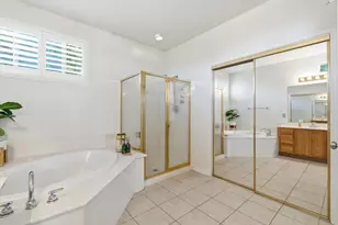 2726 Marina Point Ln, Elk Grove, CA 95758 - Photo 24