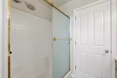 2726 Marina Point Lane, Elk Grove, CA 95758 - Photo 10