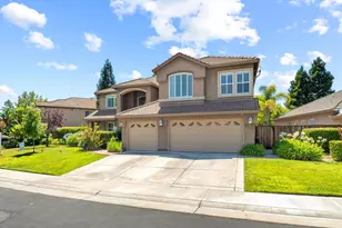 2726 Marina Point Ln, Elk Grove, CA 95758 - Photo 2