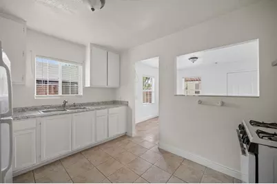 2398 Oakmont Street, Sacramento, CA 95815 - Photo 8