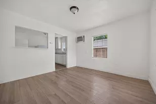 2398 Oakmont St, Sacramento, CA 95815 - Photo 4