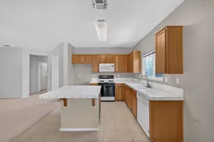 7705 Beth St, Sacramento, CA 95832 - Photo 12