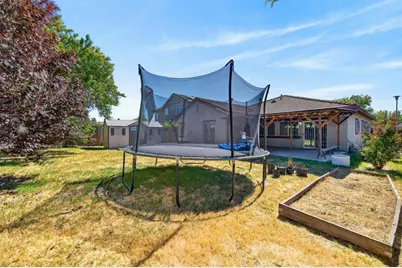 7705 Beth Street, Sacramento, CA 95832 - Photo 48