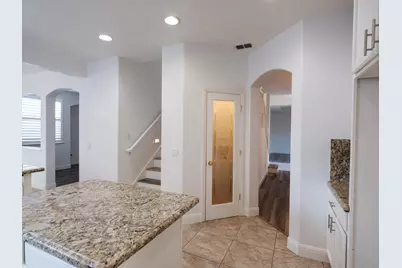 10208 Jenny Lynn Way, Elk Grove, CA 95757 - Photo 12