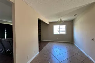 22 Nutwood Cir, Sacramento, CA 95833 - Photo 8