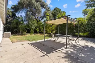 3525 S Colvin Dr, Loomis, CA 95650 - Photo 32