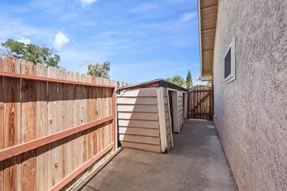 3928 Cape Cod Drive, Stockton, CA 95209 - Photo 36