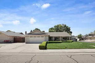 3928 Cape Cod Dr, Stockton, CA 95209 - Photo 2