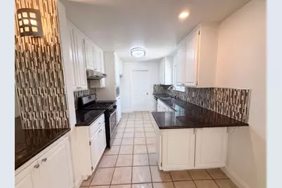 209 Bryan Avenue, Roseville, CA 95661 - Photo 2