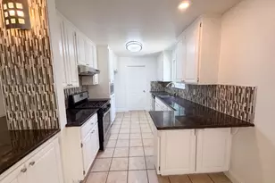 209 Bryan Ave, Roseville, CA 95661 - Photo 2