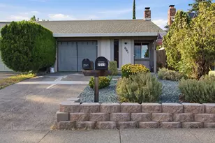 7791 Sun Hill Dr, Citrus Heights, CA 95610 - Photo 2