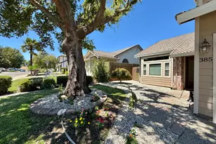 385 Hatteras Way, Sacramento, CA 95831 - Photo 4