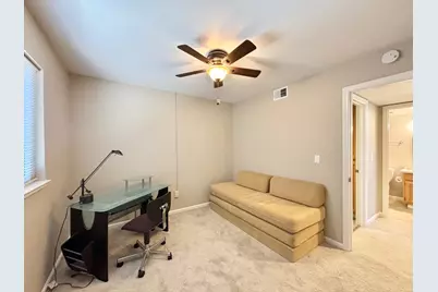 385 Hatteras Way, Sacramento, CA 95831 - Photo 24
