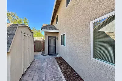 385 Hatteras Way, Sacramento, CA 95831 - Photo 30