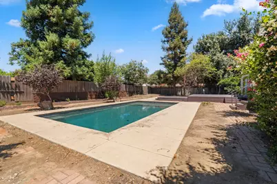 1015 College Avenue, Modesto, CA 95350 - Photo 40