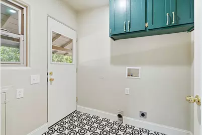 1015 College Avenue, Modesto, CA 95350 - Photo 16