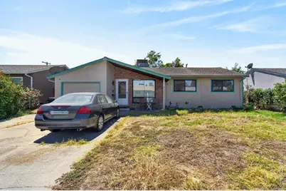 2032 Bowling Green Drive, Sacramento, CA 95825 - Photo 2