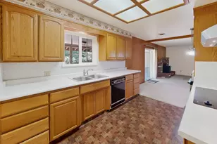1648 Melanie Ln, Yuba City, CA 95991 - Photo 8