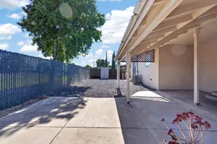 911 Toro Ln, Lathrop, CA 95330 - Photo 40
