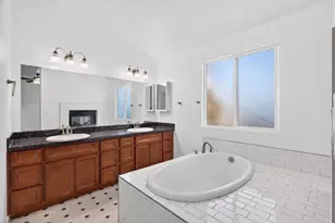911 Toro Ln, Lathrop, CA 95330 - Photo 26