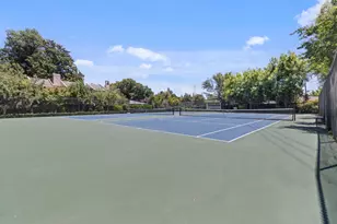 653 Woodside Sierra, Sacramento, CA 95825 - Photo 38