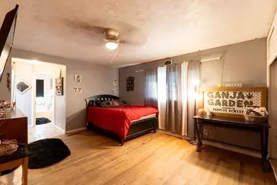221 N Western Avenue, Waterford, CA 95386 - Photo 10