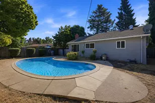 6650 Hogan Dr, Sacramento, CA 95822 - Photo 4