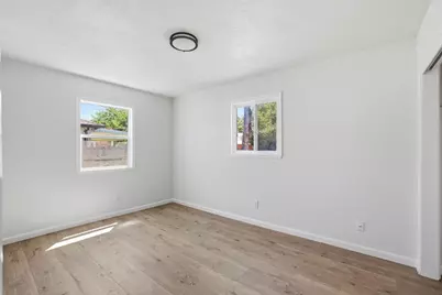 6650 Hogan Drive, Sacramento, CA 95822 - Photo 16