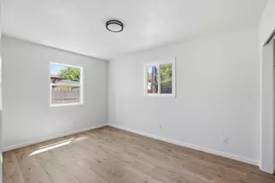 6650 Hogan Dr, Sacramento, CA 95822 - Photo 16