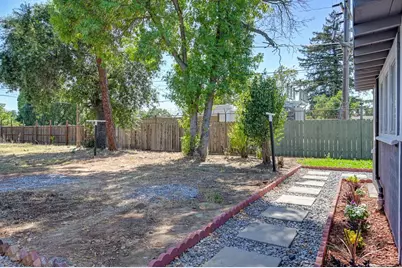 2820 Fruitridge Road, Sacramento, CA 95820 - Photo 42