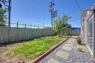 2820 Fruitridge Rd, Sacramento, CA 95820 - Photo 48
